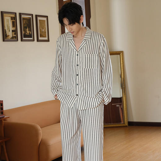 极简风男士条纹长袖套装（情侣款） 商品图2