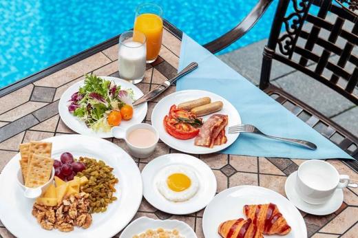 暑期遛娃💦【成都雅居乐豪生酒店】周五不加价
💰399元= 65平米豪华房（不含早）
✔️室外戏水区+室内恒温泳池+暑期亲子活动+儿童活动室 商品图12