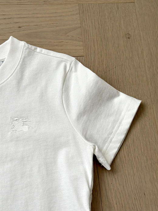 现货 THS-限时 B家 佳节设计棉质ㄒ恤 下摆褶饰织带 2色 BH2579 商品图10