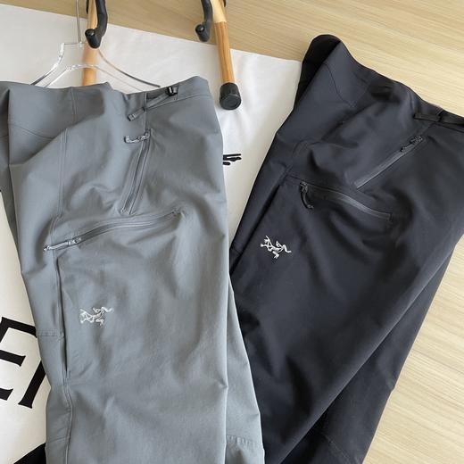 点此购买 始祖鸟春秋季雪线系列男士内里压胶软壳长裤 cp 314497 商品图10