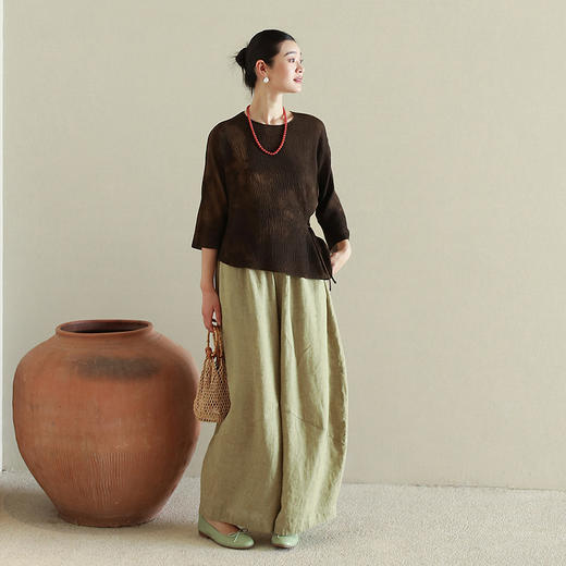 绽放185朵/【宋瓷系列】桑蚕丝红茶植物染香云纱肌理感系带小衫 商品图1