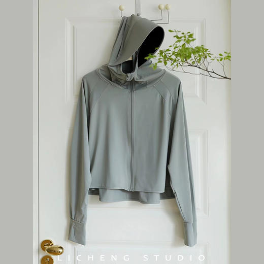 [一体式防晒衣，一件顶3件]新款升级冰感 黑胶大帽檐防晒衣 冰凉舒适均码不挑身材2025新款防晒衣女黑胶帽檐夏季原纱冰丝upF50+防紫外线 薄款防晒服 商品图8