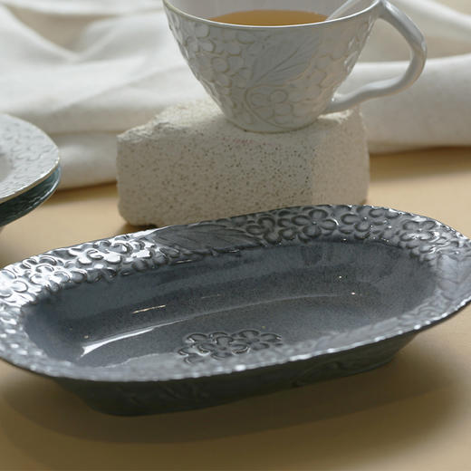 【AITO】日本原产AITO Lien 浮雕藤系列立体椭圆盘 商品图2