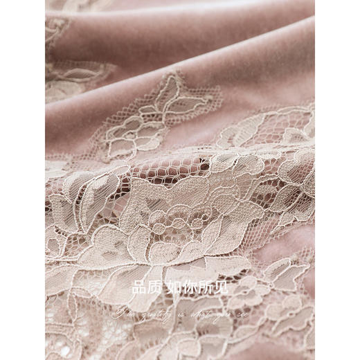 COCOBELLA优雅玫瑰粉丝绒半身裙女夏蕾丝拼接直筒裙HS3126-2 商品图4