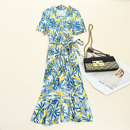 丁摩 桑蚕丝V领翻领收腰连衣裙S351 商品图7