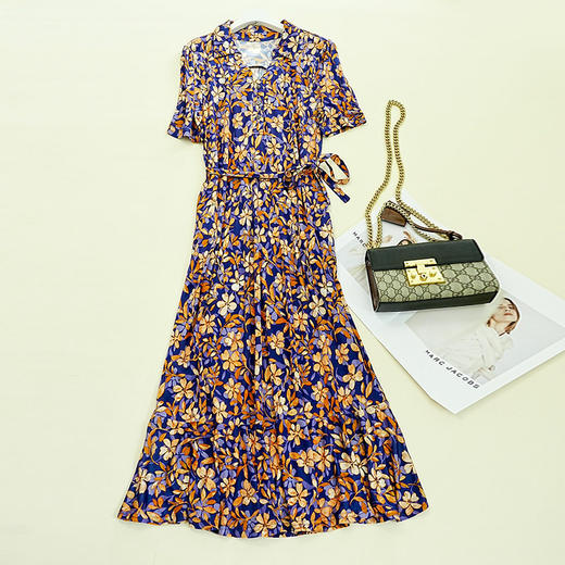 丁摩 桑蚕丝V领翻领收腰连衣裙S351 商品图5