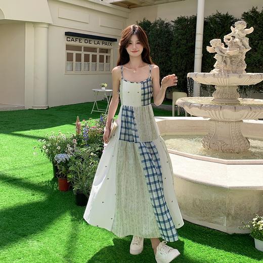 A2C233-A163-P135-K199 2025新款拼接复古风度假吊带大摆连衣裙 商品图1