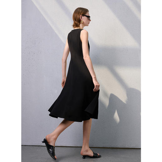 三彩2025夏季新款轻奢醋酸小黑裙连衣裙中长裙无袖简约显瘦S 商品图2