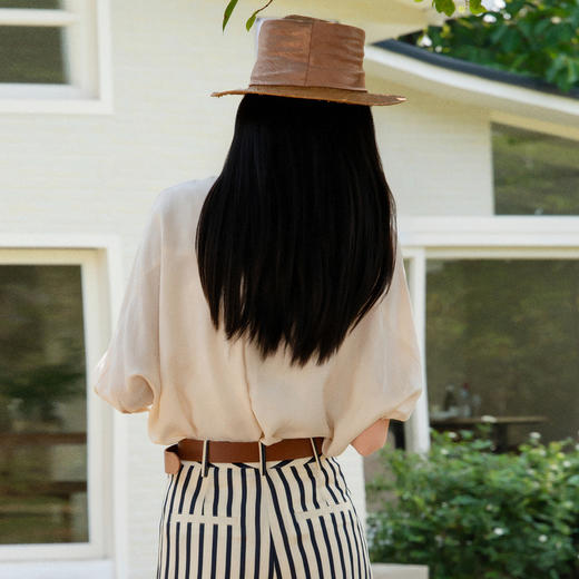 谜底大廓形衬衫分袖女2025夏季新款通勤提花中长款衬衣256MC6263 商品图2