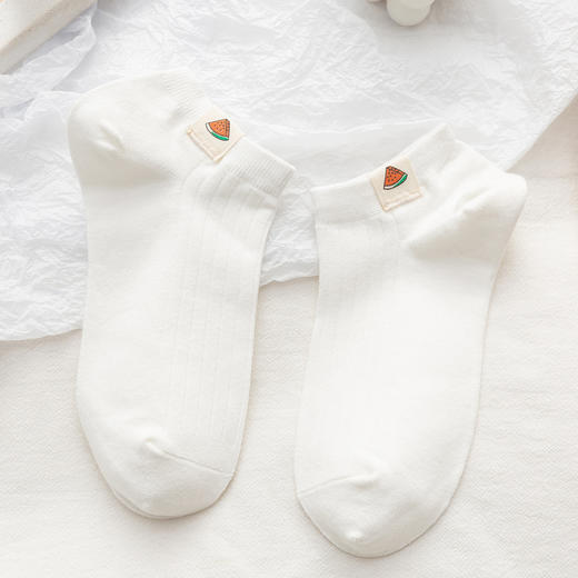 【纯色纯棉6双！简约百搭】夏日清新搭配，水果天气布标；可甜&可颜！可爱低帮袜子女，透气吸汗，舒适柔软。小清新日系风，春夏薄款短袜，女孩们的潮流必备！ 商品图5