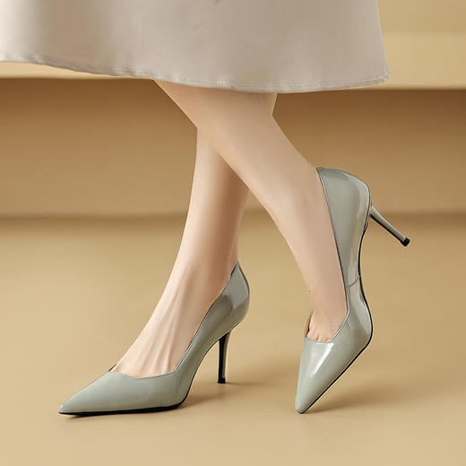 【预售7天】法式白色尖头高跟鞋女春秋新款真皮细跟灰绿色气质单鞋HY&M1062-1 商品图0