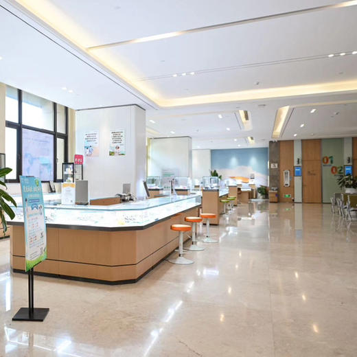 【爱尔眼科    秋冬护眼】四店通用，四种套餐可选，拯救福州小眼睛，适合4岁以上儿童及成人~~ 商品图0