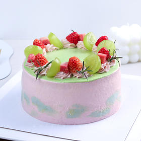 【粉绿花漾】草莓青提芭乐，水果韵味甜美又治愈-可丽卷夹心生日蛋糕