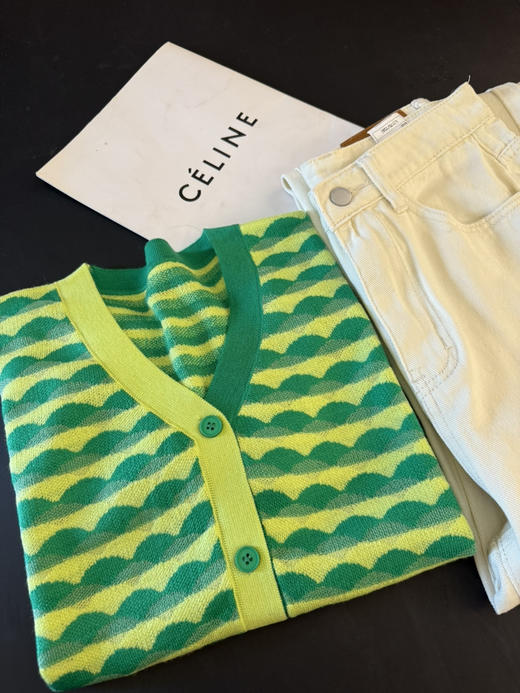 显白绿色开衫 商品图2