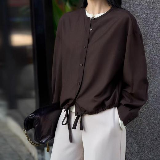 LONGVFAIR·美德拉假两件拼接法式衬衫，经典白与温暖咖融合、仿佛秋日拿铁【3-5天发货】 商品图2