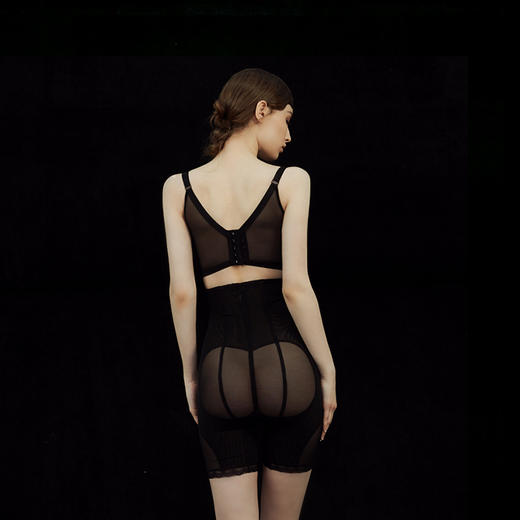 CB | 秘密花园轻塑中文胸 商品图2