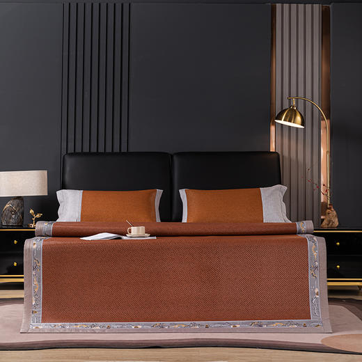 多喜爱 霸王席单件-青州/御享（咖/灰）/福禄（咖/灰） 【四角弹力绑带】【精致盖头刺绣】加厚加密 藤席编织更紧密 间隙更小 无毛刺 3D蜂窝层  席面可卷曲 商品图5