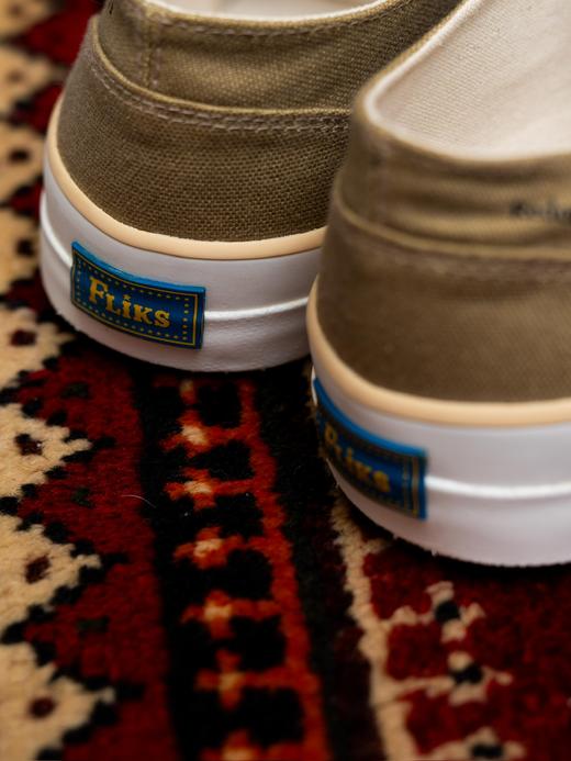 Fliks 橄榄绿帆布鞋 商品图9