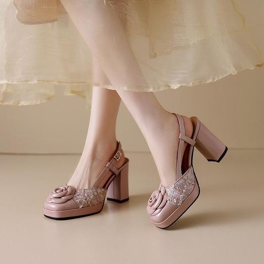 【预售5天】包头厚底花朵仙女凉鞋女真皮新款夏季拼色高跟粗跟百搭罗马鞋KMN&T12 商品图4