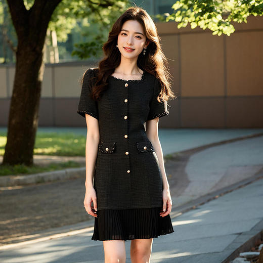 奢姿大码女装2025夏季纽扣装饰时尚连衣裙胖妹妹百褶小香风裙子9952890352 商品图3