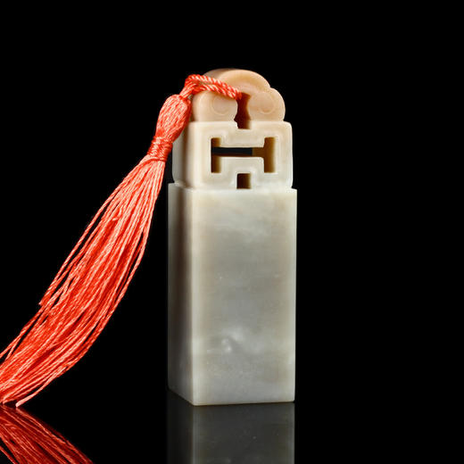 孤品015816-昌化石如意博古钮章方章-2.5*2.5*7.6cm 商品图0