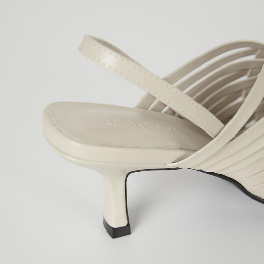 ROMI STUDIO“复古优雅”手工编织镂空包头细跟米白色方头凉鞋S8012 商品图4