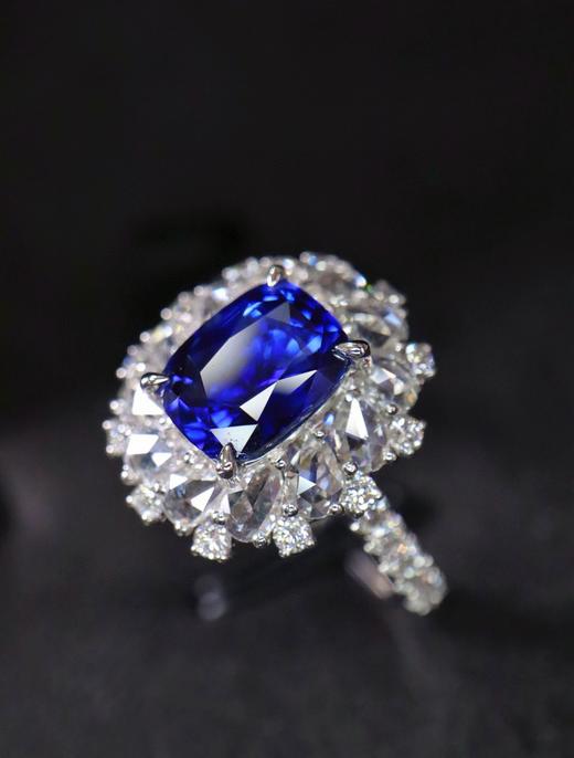 2.02ct刻面蓝宝石戒指 商品图2