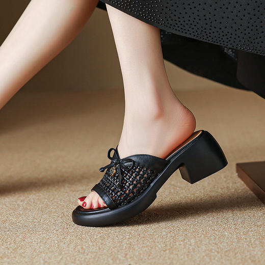 【预售5天】6CM拖鞋女夏外穿新款镂空编织半拖鞋蝴蝶结白色真皮一字拖鞋MLJ&C126 商品图4