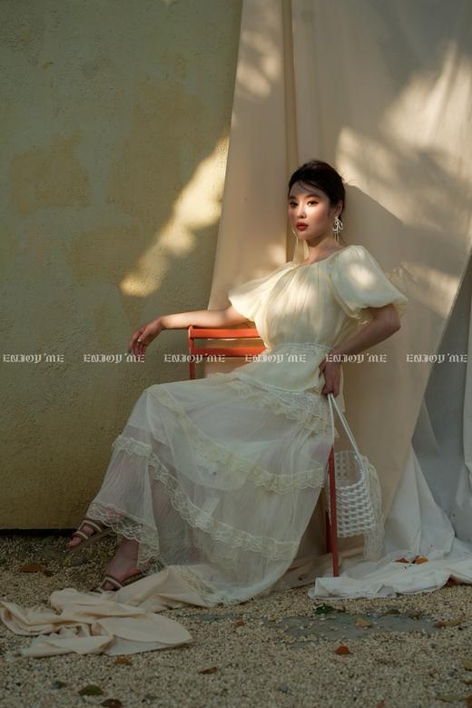 【门店同款】ENJOY夏季“悠然之境”拼蕾丝飘带上衣 162252403 商品图3