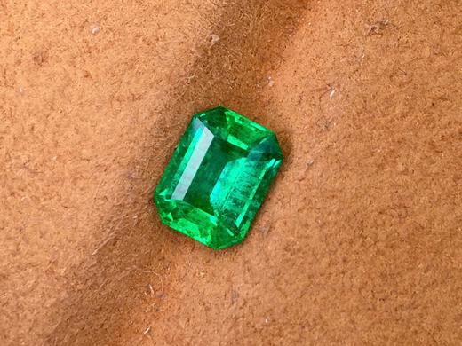 1.68ct刻面祖母绿裸石 商品图2