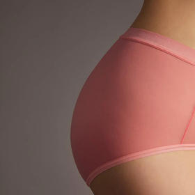 CB | 妃色柔塑七彩美臀小裤