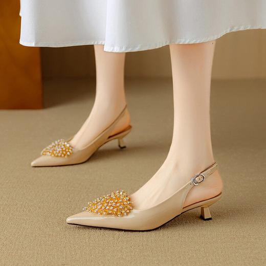 【预售5天】法式气质水钻包头凉鞋女夏真皮名媛风尖头后绊带细跟高跟鞋配裙子DB&M6293 商品图1