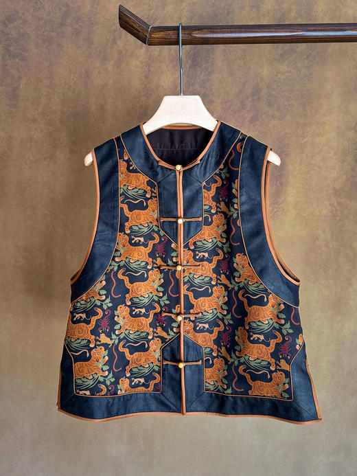 V250905马甲 商品图2