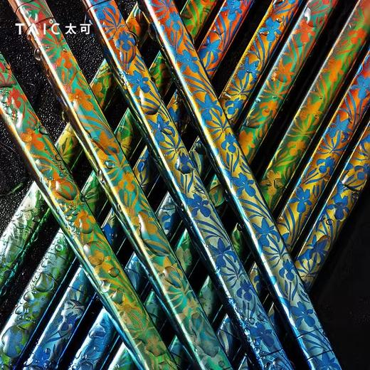 TAIC太可焕彩纯钛筷子户外家用防滑金属纯钛筷健康轻便餐具钛度炫彩纯钛筷两双装 商品图3