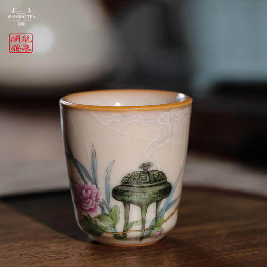 龙泉问鼎彩绘哥窑天水杯（牡丹香炉） 商品图1