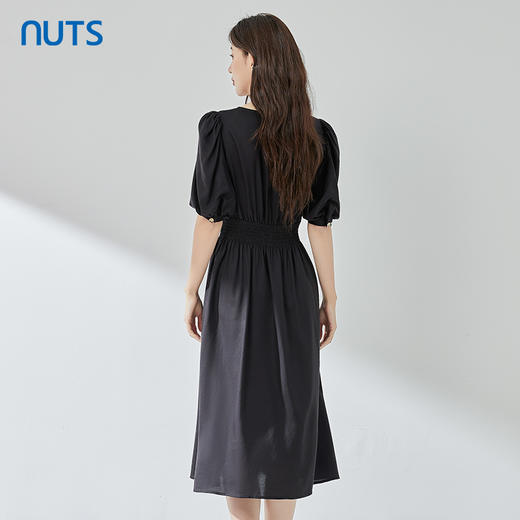 NUTS夏季新品时尚优雅气质圆领收腰显瘦短袖连衣裙323101003B 商品图6
