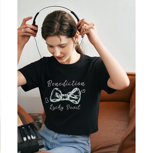 OLrain欧芮儿短款印花T恤女夏季2025新款宽松小个子显瘦正肩上衣 商品图3