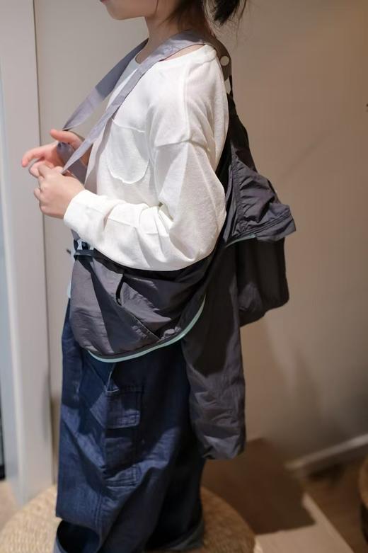 【薄如蝉翼，颜色巨美防晒衣】2025夏季LI男女儿童轻如蝉翼薄款凉感透气连帽防晒皮肤衣外套 商品图2