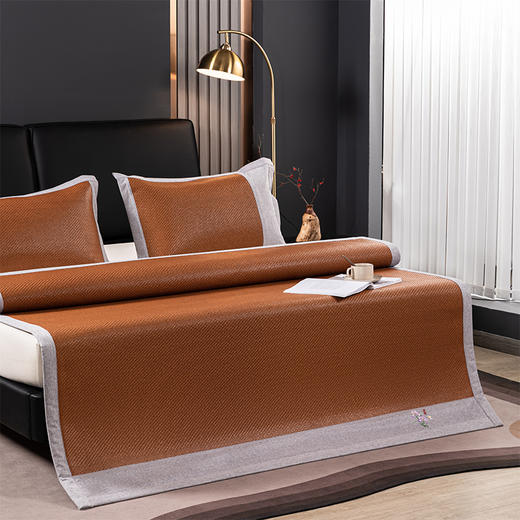 多喜爱 藤席三件套-立夏/小满/小暑 【无痕折叠 方便收纳】【精致盖头刺绣】天然选材编织清凉 蜂窝气孔 高弹透气 深山取材 商品图0