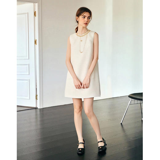 OLrain欧芮儿直筒法式名媛风连衣裙女夏季2025新款杏色无袖背心裙 商品图2