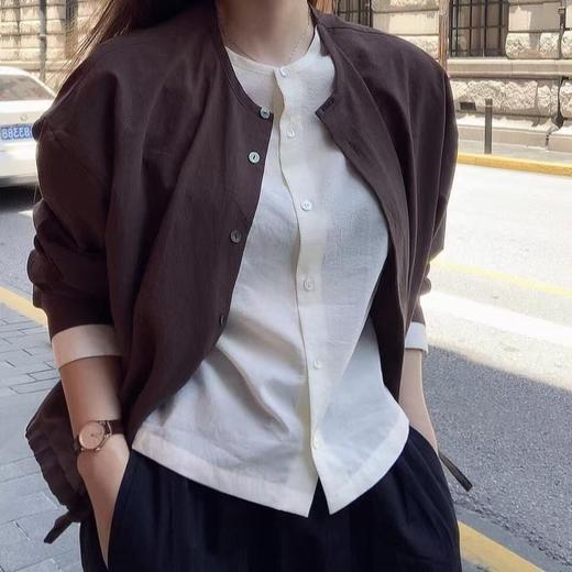 LONGVFAIR·美德拉假两件拼接法式衬衫，经典白与温暖咖融合、仿佛秋日拿铁【3-5天发货】 商品图1