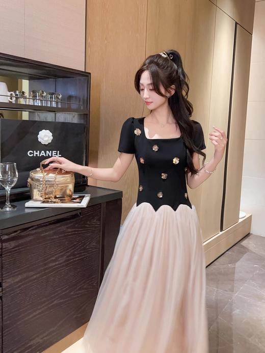 张心子【瑰丽酒会】名媛风方领波浪拼接纱裙连衣裙 U2504031 商品图6