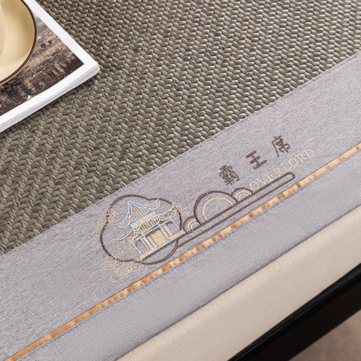 多喜爱 霸王席单件-青州/御享（咖/灰）/福禄（咖/灰） 【四角弹力绑带】【精致盖头刺绣】加厚加密 藤席编织更紧密 间隙更小 无毛刺 3D蜂窝层  席面可卷曲 商品图9