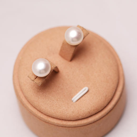 美裕珍珠精致珍珠耳钉耳扣馒头珠经典一根针钉10-11mm送礼必备 商品图1