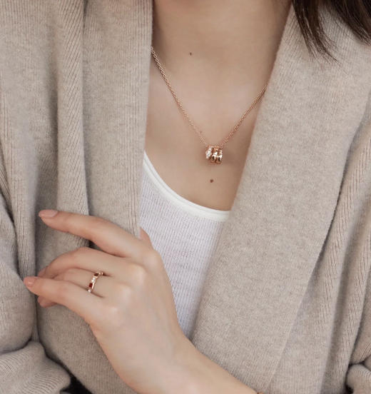 年后发！2025蛇年戴灵蛇❗️刘亦菲、赵露思明星同款【宝格丽同款灵蛇系列首饰合集】项链/耳钉/戒指都有🔥寓意从年头“赚”到“尾”👍满钻/半钻/头尾钻，细节精致 ✅手镶一级钻， 贵气十足！ 商品图12