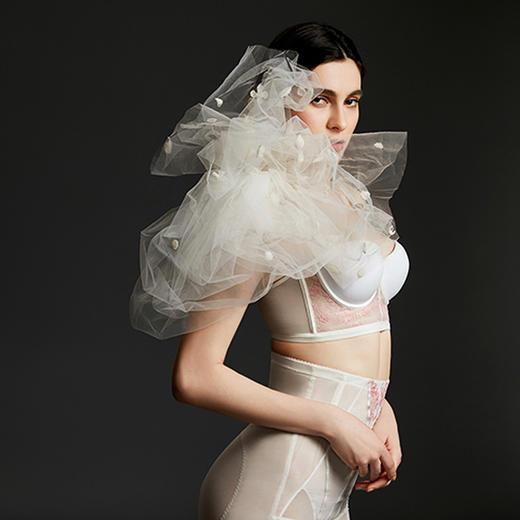 CB | 桃之夭夭中文胸 商品图1