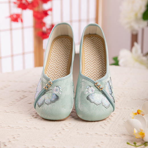 【如娟】旗袍鞋老北京布鞋舒适一脚蹬妈妈绣花鞋YX 商品图0