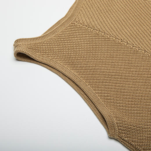 ROMI STUDIO“背心控挚爱” 100%莱赛尔天丝吊带背心 M3804 商品图3