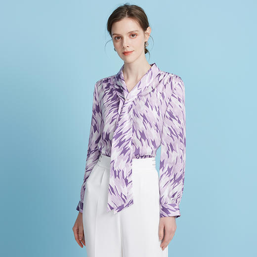 EITIE爱特爱秋季新款时尚通勤印花飘带衬衫女上衣7509206 商品图2