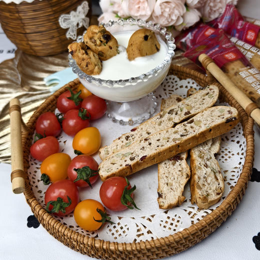 亩育万物 新疆坚果蜂蜜面包棒800g/箱 一箱20条 甄选新疆好原料，无油工艺，现烤现发，独立小包装 商品图4